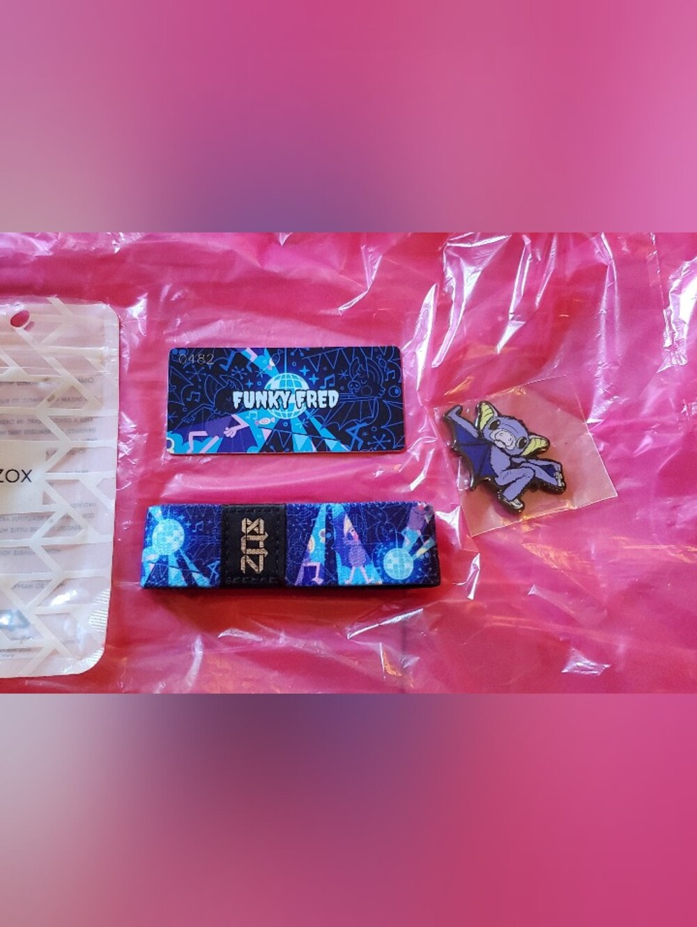 ZOX Funky Fred MATCHING SET #0482 Strap Pin & Card - Limited Ed Season 5
